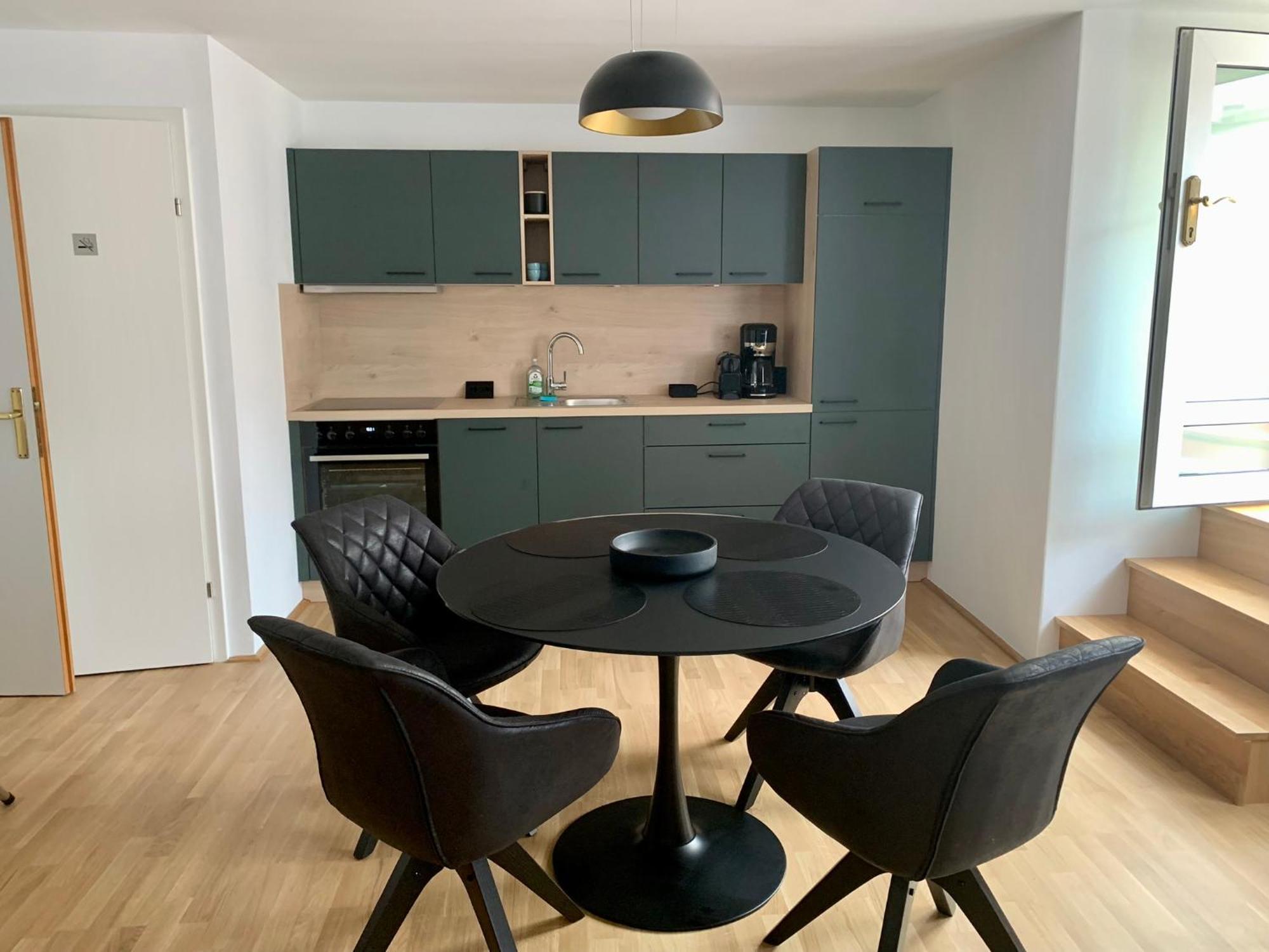 Air-Conditioned, Quiet Apartment With A Terrace In Center Of St Poelten - Smart Tv Sankt Poelten Luaran gambar